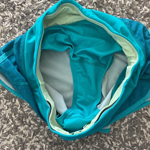 Lululemon Speed Short *4-way Stretch
Heathered Printed Sea Mist Blue - Picture 7 of 8